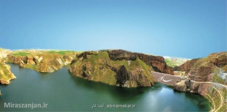 جاذبه های گردشگری ایران، ۴۰ پله ساسانی مشرف به جزیره ای اعجاب انگیز