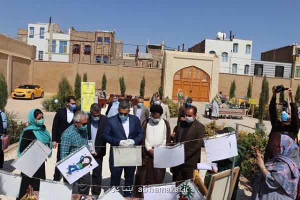 ساوجی ها در عمارت تاریخی حاكم نمایشگاه صنایع دستی برپا كردند