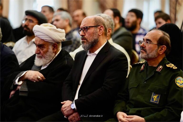 در آیین بدرقه جانبازان سرافزار قطع نخاعی به عتبات عالیات اعلام شد: اعزام ۶۰۰ جانباز قطع نخاعی زیارت اولی به عتبات عالیات به همت بنیاد مستضعفان